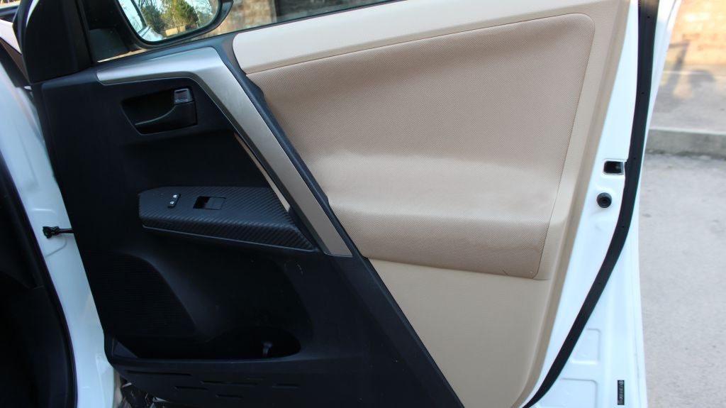 2013 Toyota Rav4 Image 14