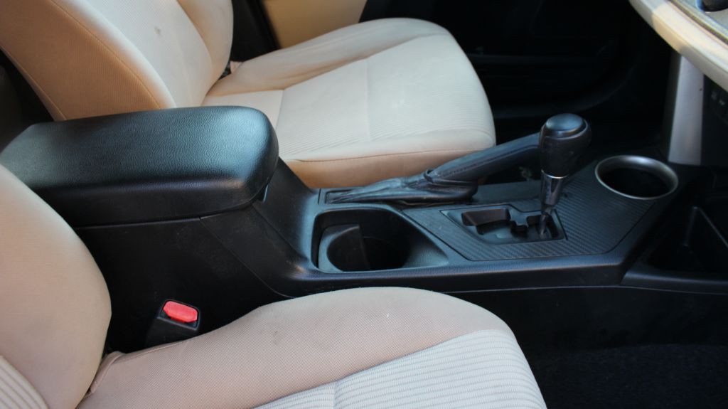 2013 Toyota Rav4 Image 16