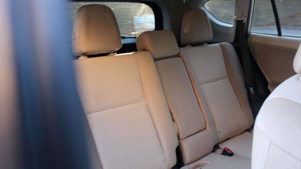 2013 Toyota Rav4 Image 19