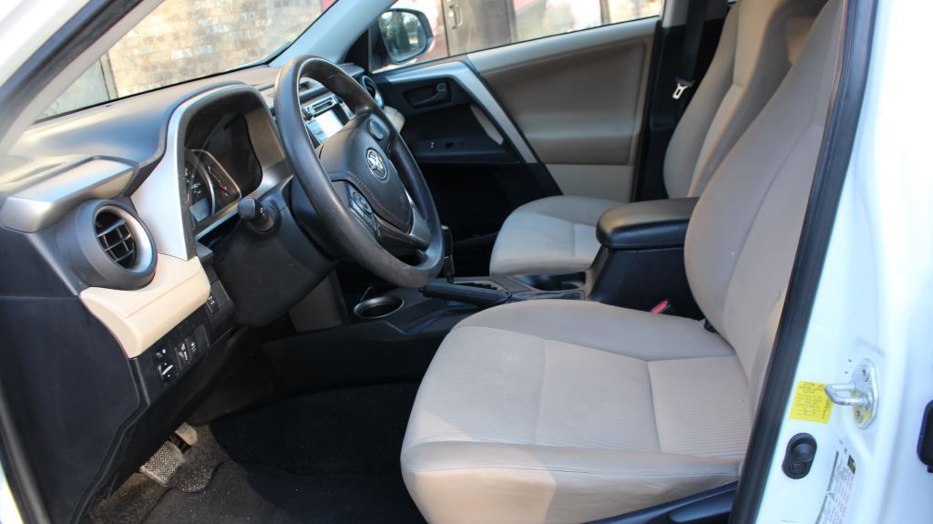 2013 Toyota Rav4 Image 21