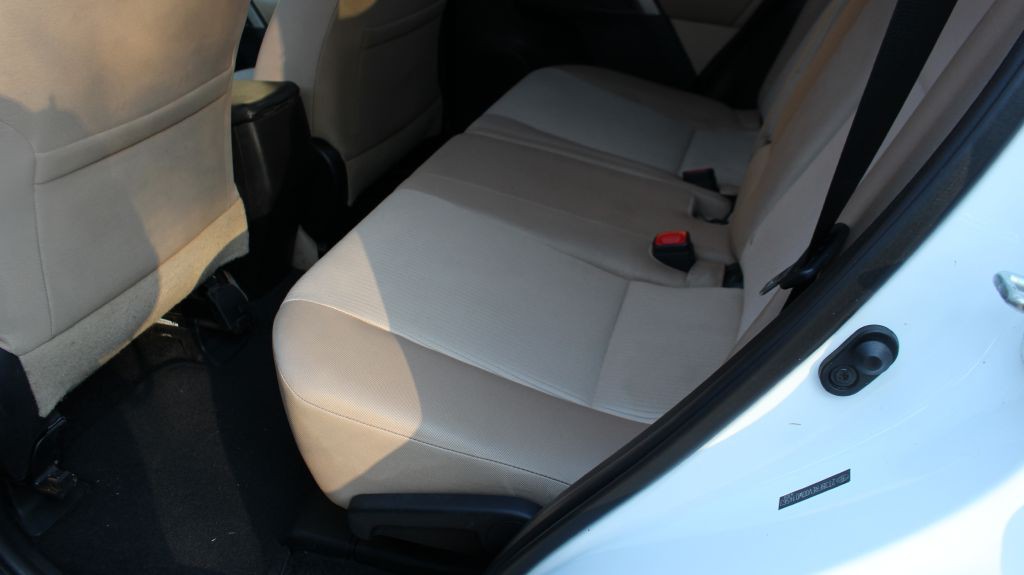 2013 Toyota Rav4 Image 22