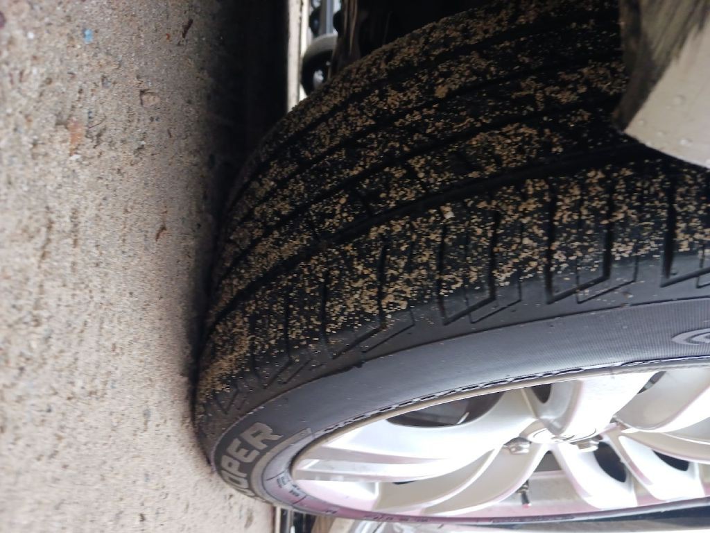 2010 INFINITI G37 Image 6