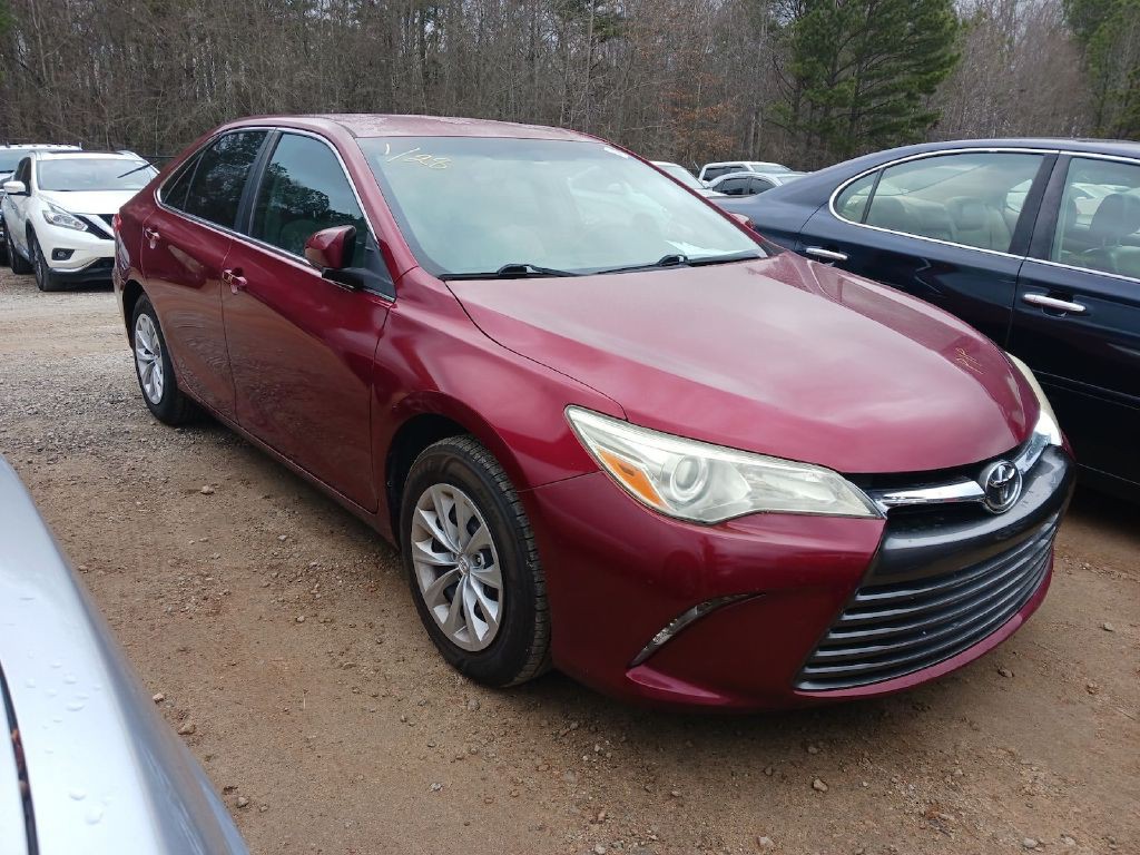 2017 Toyota Camry Image 1