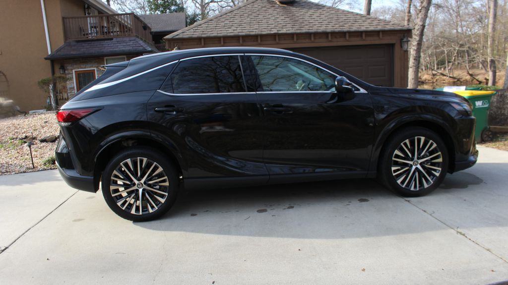 2026 Lexus RX Image 6