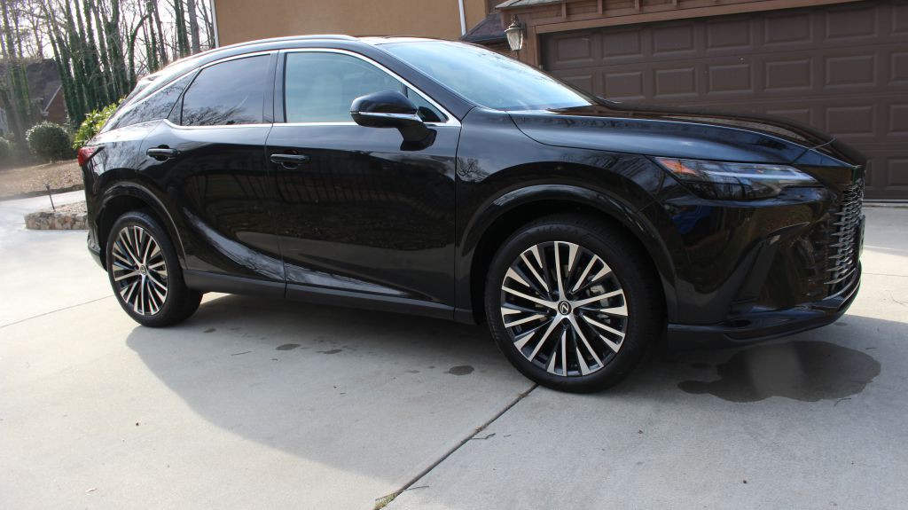 2026 Lexus RX Image 7