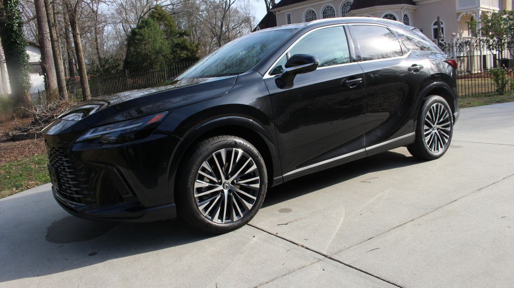 2026 Lexus RX Image 9