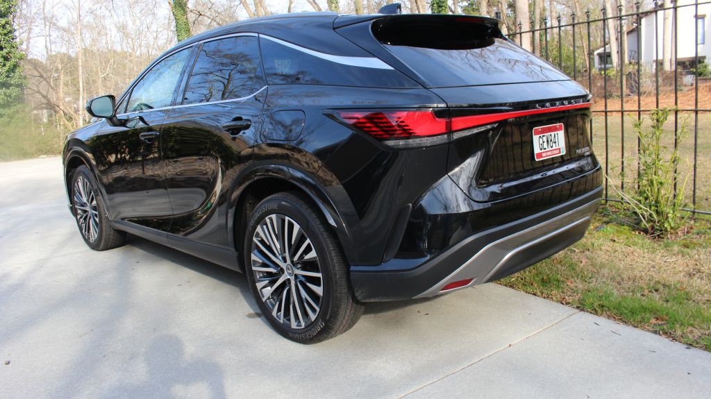 2026 Lexus RX Image 12