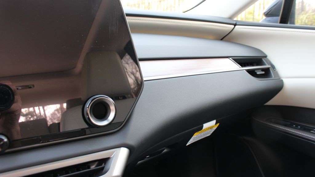 2026 Lexus RX Image 29