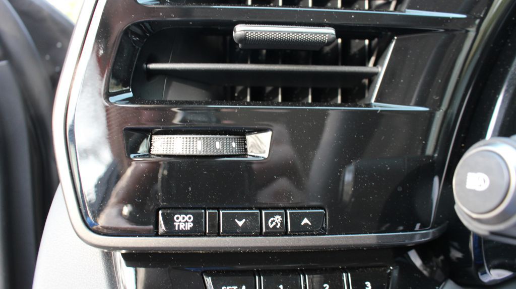 2026 Lexus RX Image 35