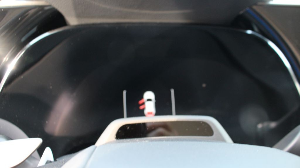 2026 Lexus RX Image 36