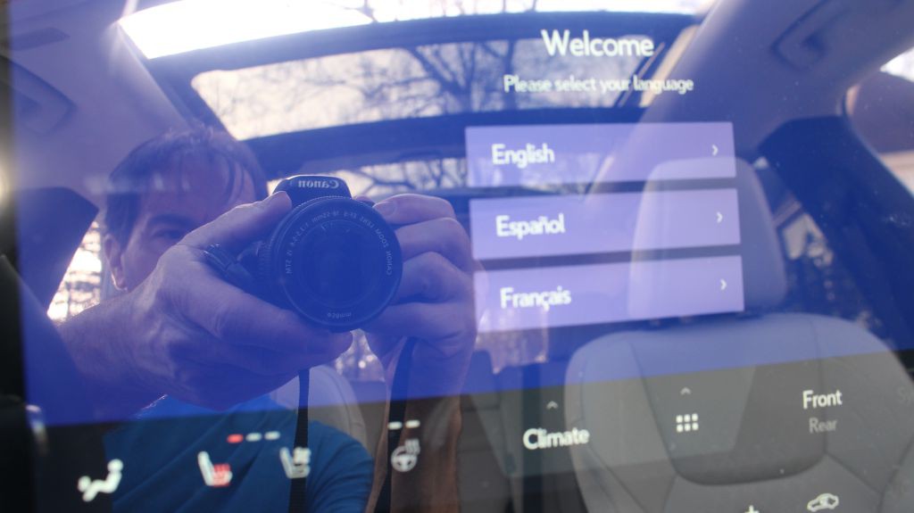 2026 Lexus RX Image 47