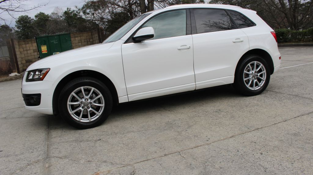 2010 Audi Q5 Image 1