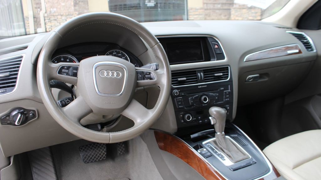 2010 Audi Q5 Image 13