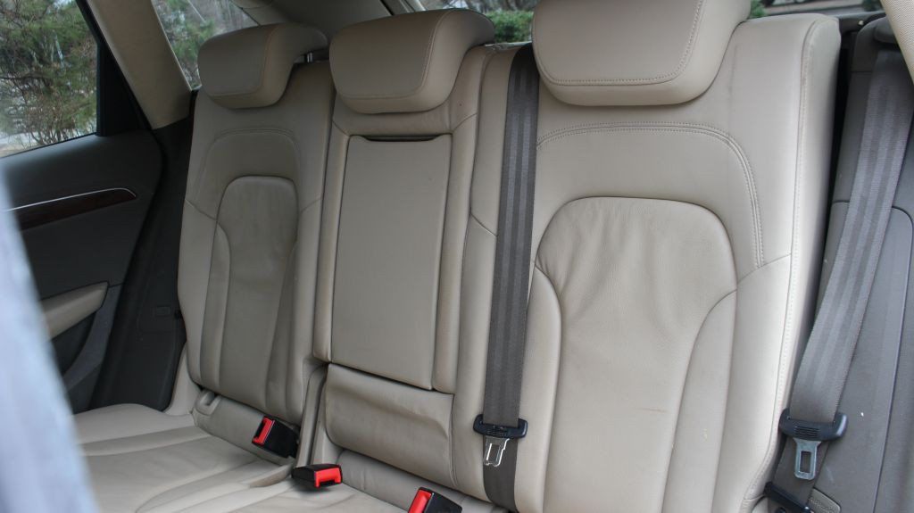 2010 Audi Q5 Image 15
