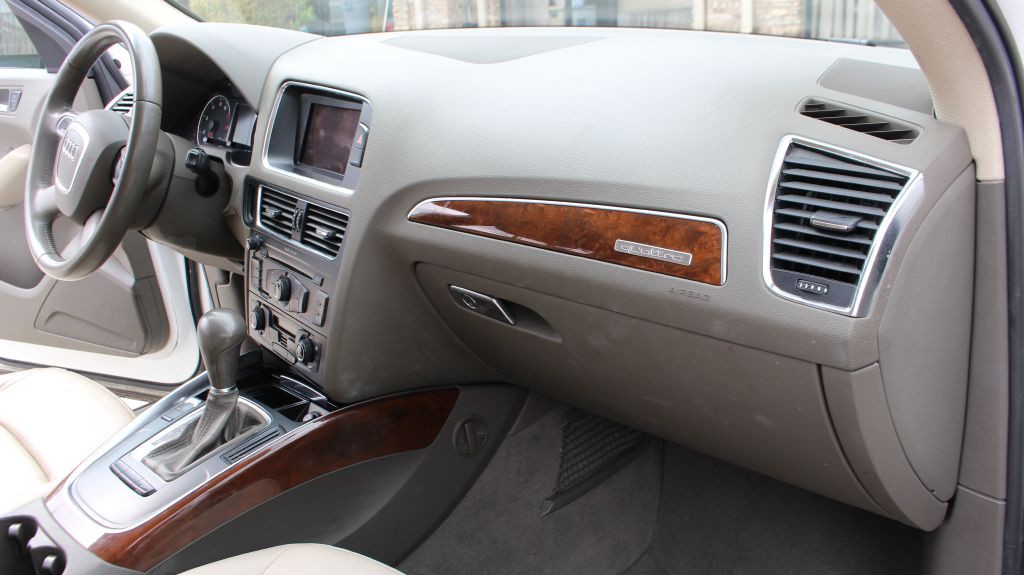 2010 Audi Q5 Image 22