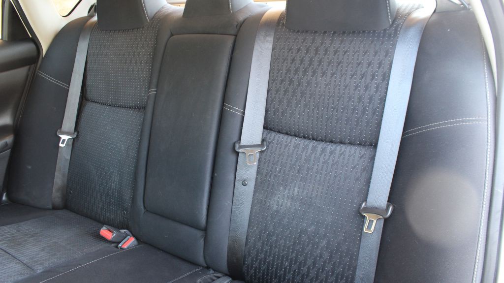 2016 Nissan Altima Image 22