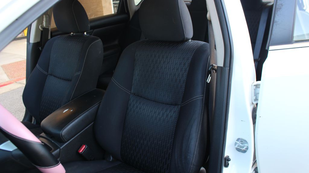 2016 Nissan Altima Image 28
