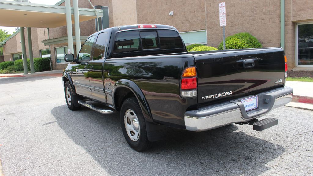 2001 Toyota Tundra Image 3