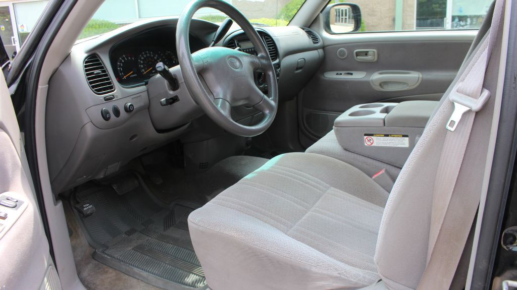 2001 Toyota Tundra Image 11