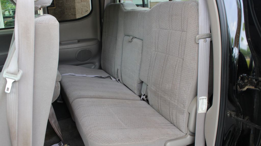 2001 Toyota Tundra Image 18