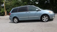 Image for 2005 Toyota Sienna XLE ID: 7458390