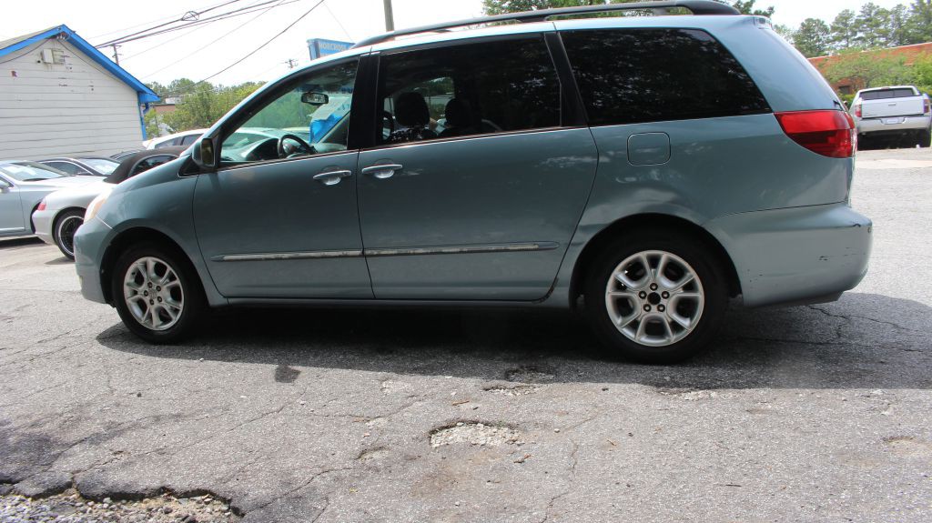 2005 Toyota Sienna Image 5