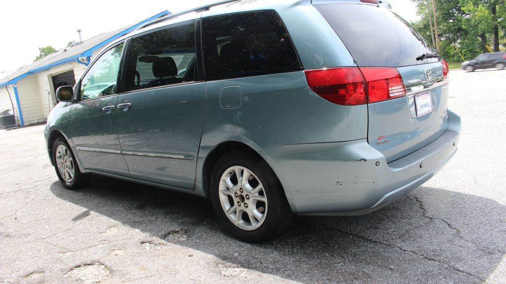 2005 Toyota Sienna Image 6