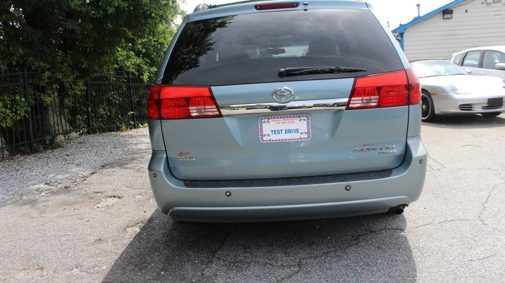 2005 Toyota Sienna Image 7