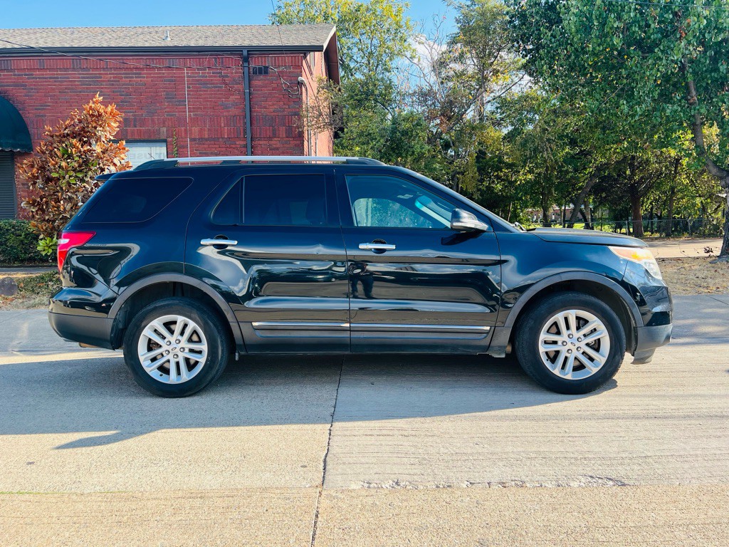 2014 Ford Explorer Image 4