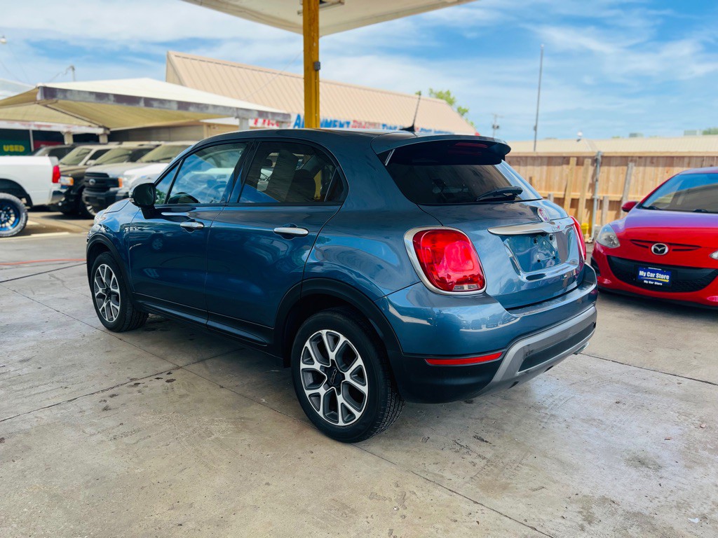 2018 FIAT 500 Image 7