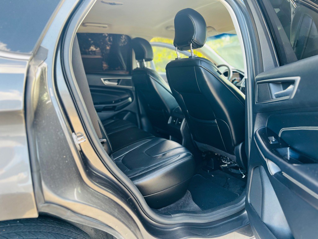 2015 Ford Edge Image 28