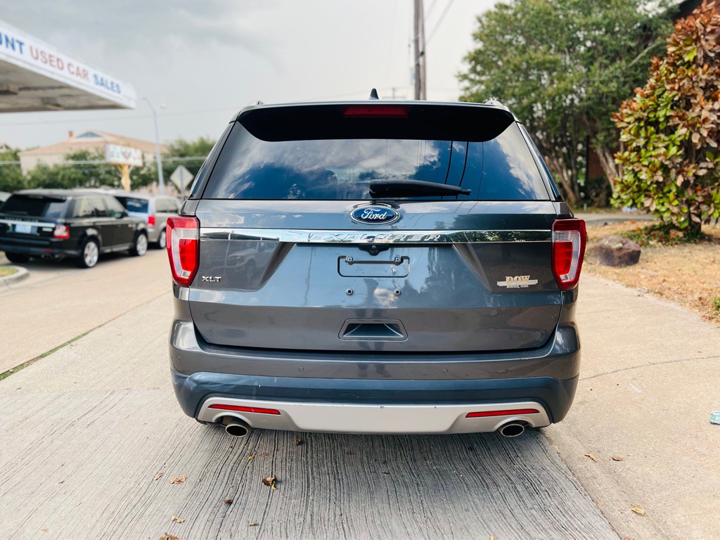 2017 Ford Explorer Image 5