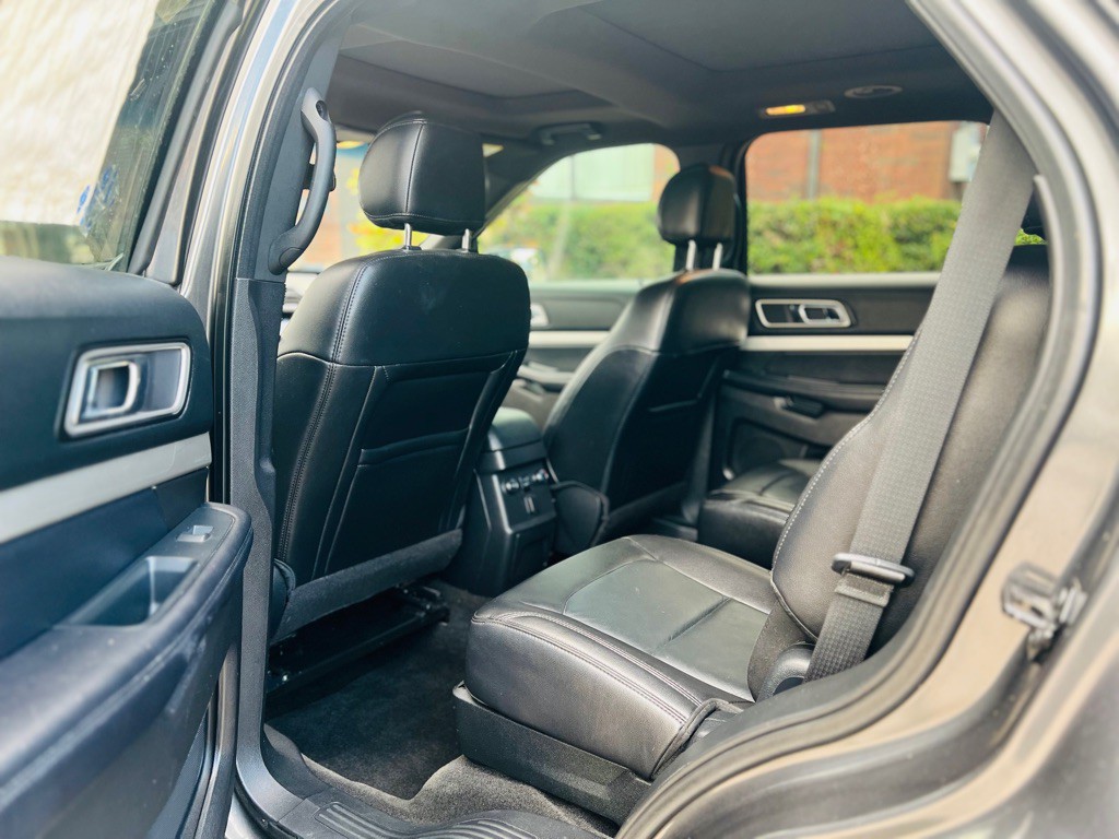 2017 Ford Explorer Image 10