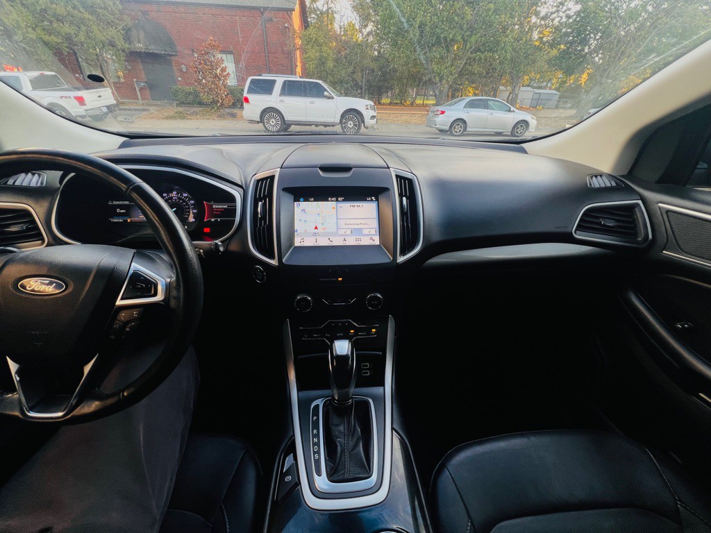 2018 Ford Edge Image 14