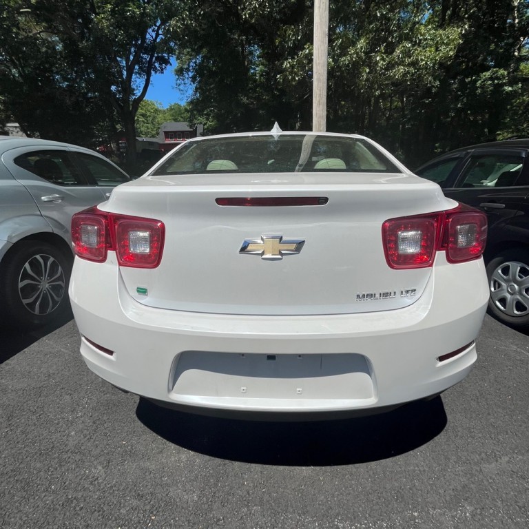 2016 Chevrolet Malibu Image 11