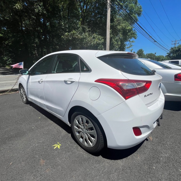 2016 Hyundai Elantra Image 4
