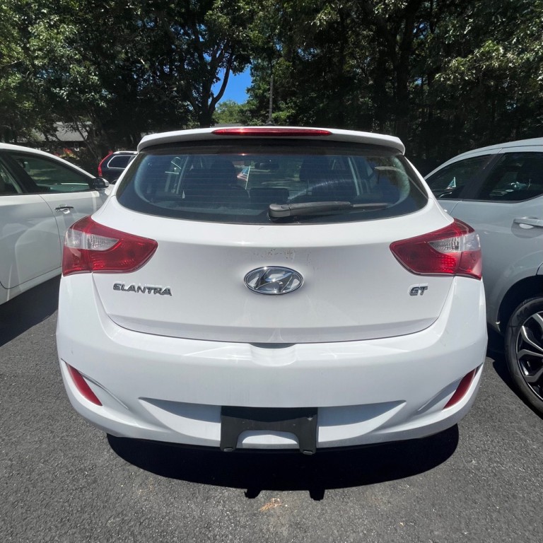 2016 Hyundai Elantra Image 5
