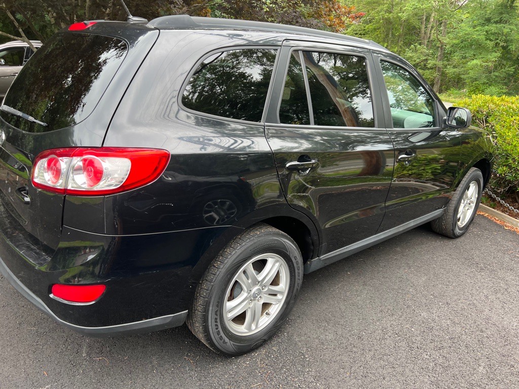 2012 Hyundai Santa Fe Image 2