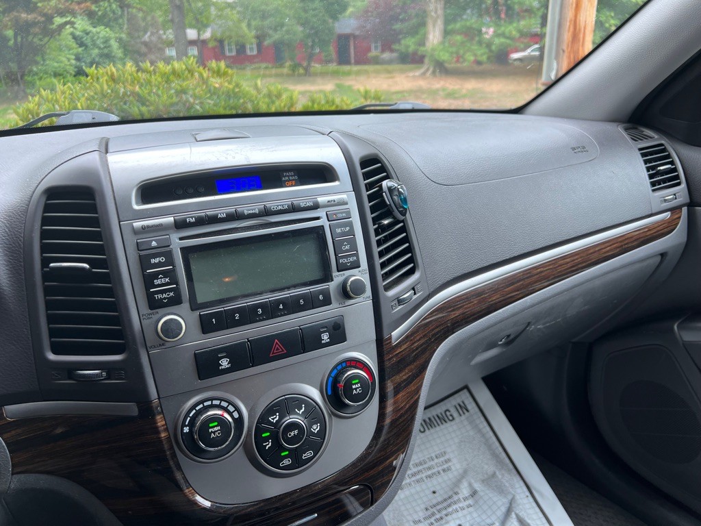 2012 Hyundai Santa Fe Image 6