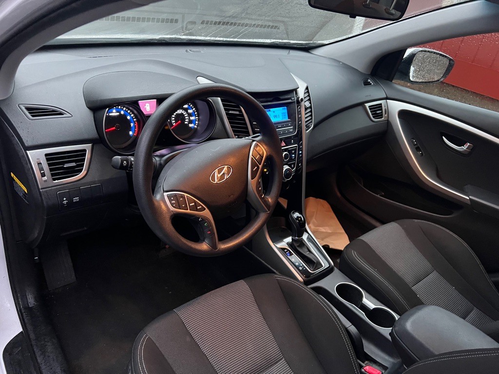 2016 Hyundai Elantra Image 7