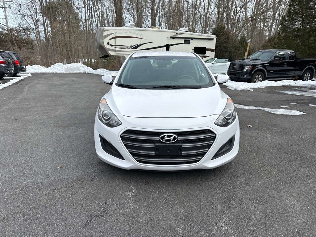 2016 Hyundai Elantra Image 11