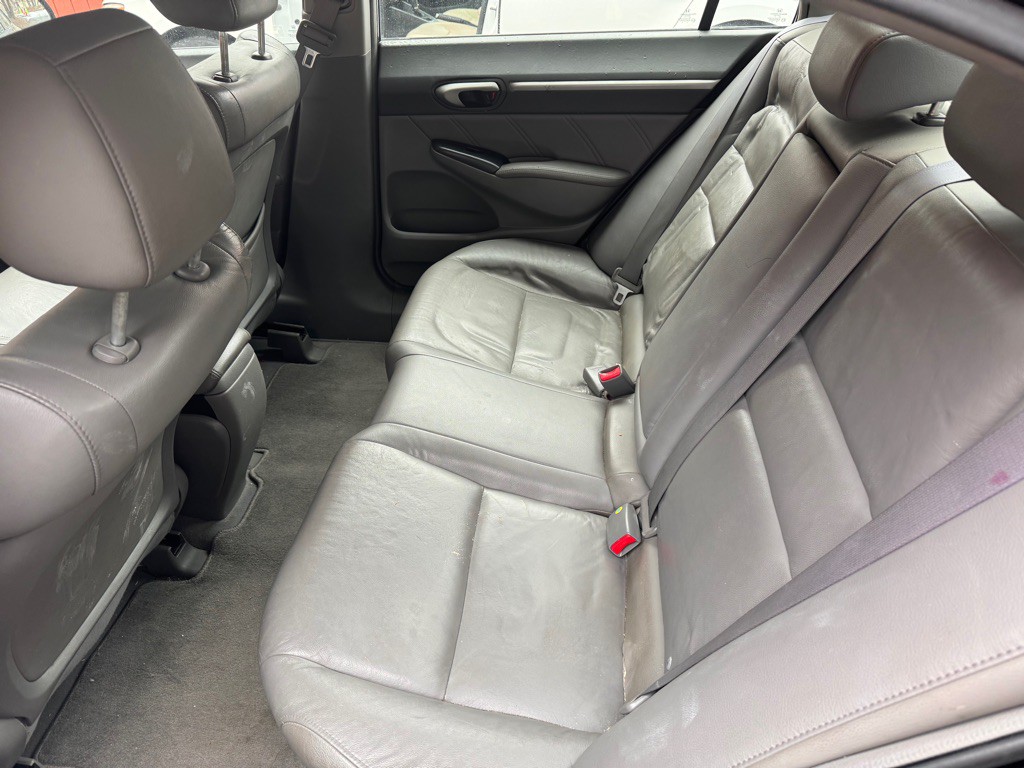 2011 Honda Civic Image 3