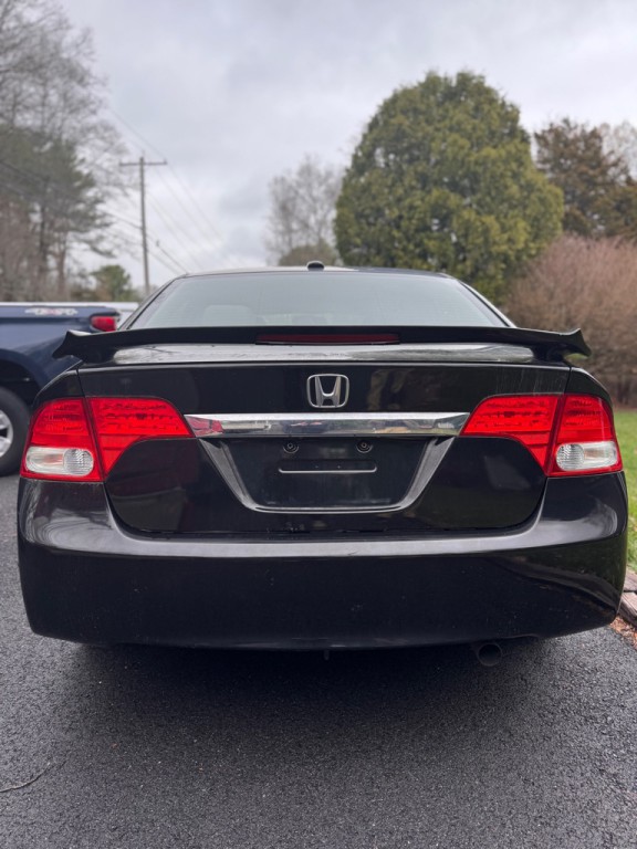 2011 Honda Civic Image 8