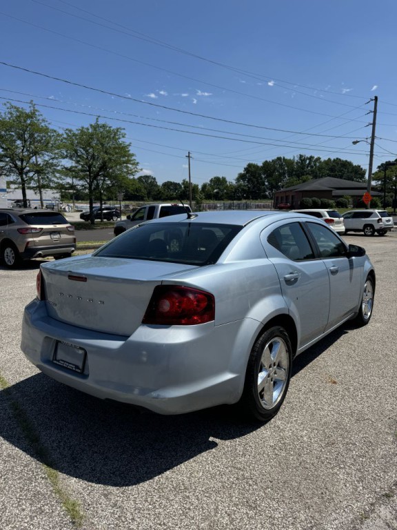 2013 Dodge Avenger Image 5
