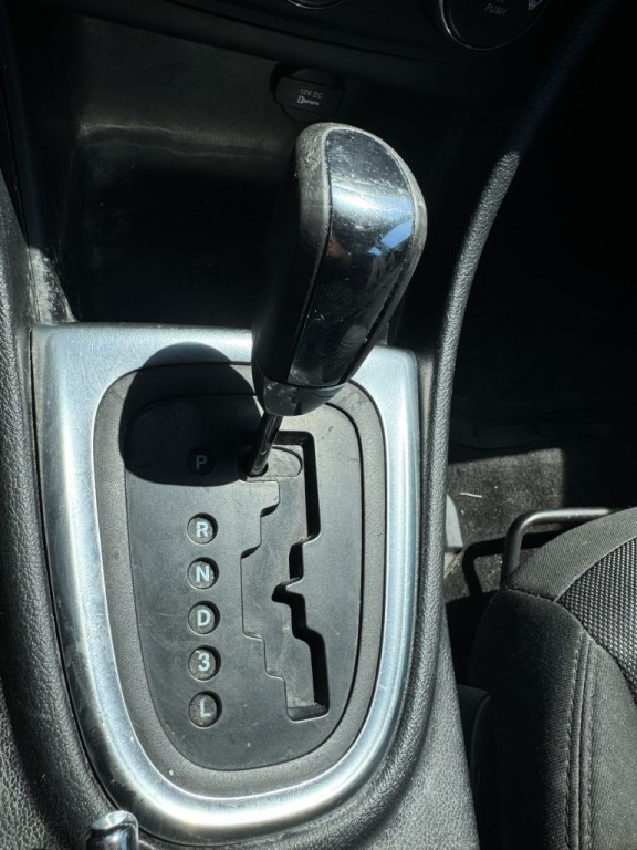 2013 Dodge Avenger Image 20