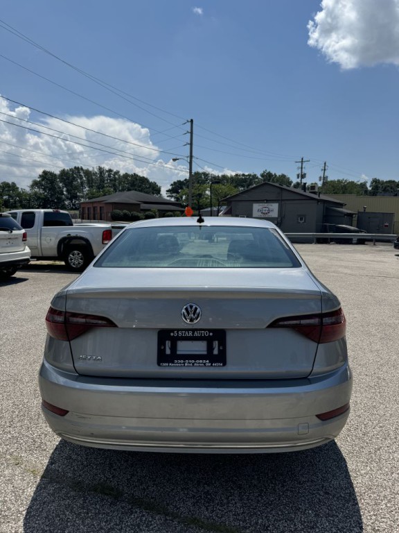 2021 Volkswagen Jetta Image 4
