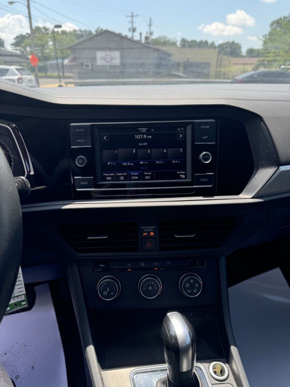 2021 Volkswagen Jetta Image 17