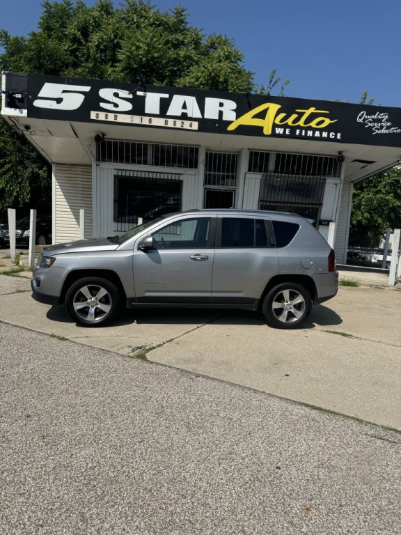 2017 Jeep Compass Image 2