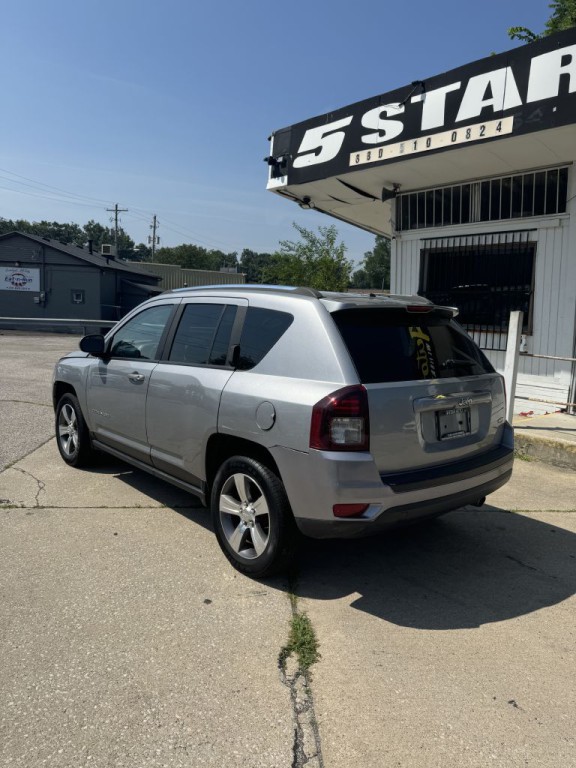 2017 Jeep Compass Image 3