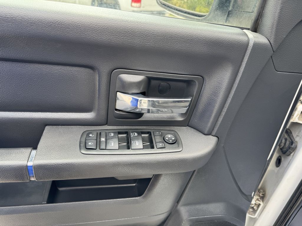 2012 Dodge Ram 1500 Image 16